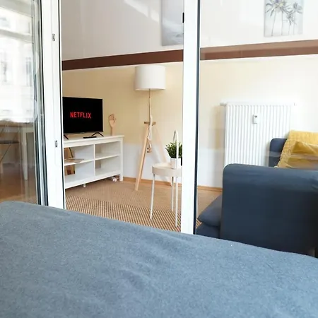 Fullhouse - - G26 - Nespresso - Smarttv *